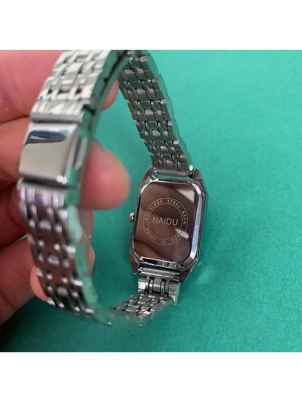 Y2k 2000s vintage style essential minimalist retro stainless steel cute